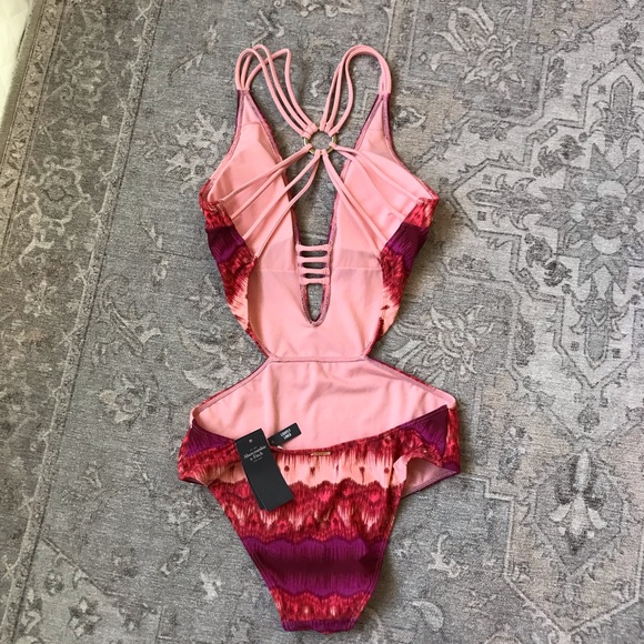 NWT Abercrombie Poolside Mokokini One Piece - Picture 2 of 9